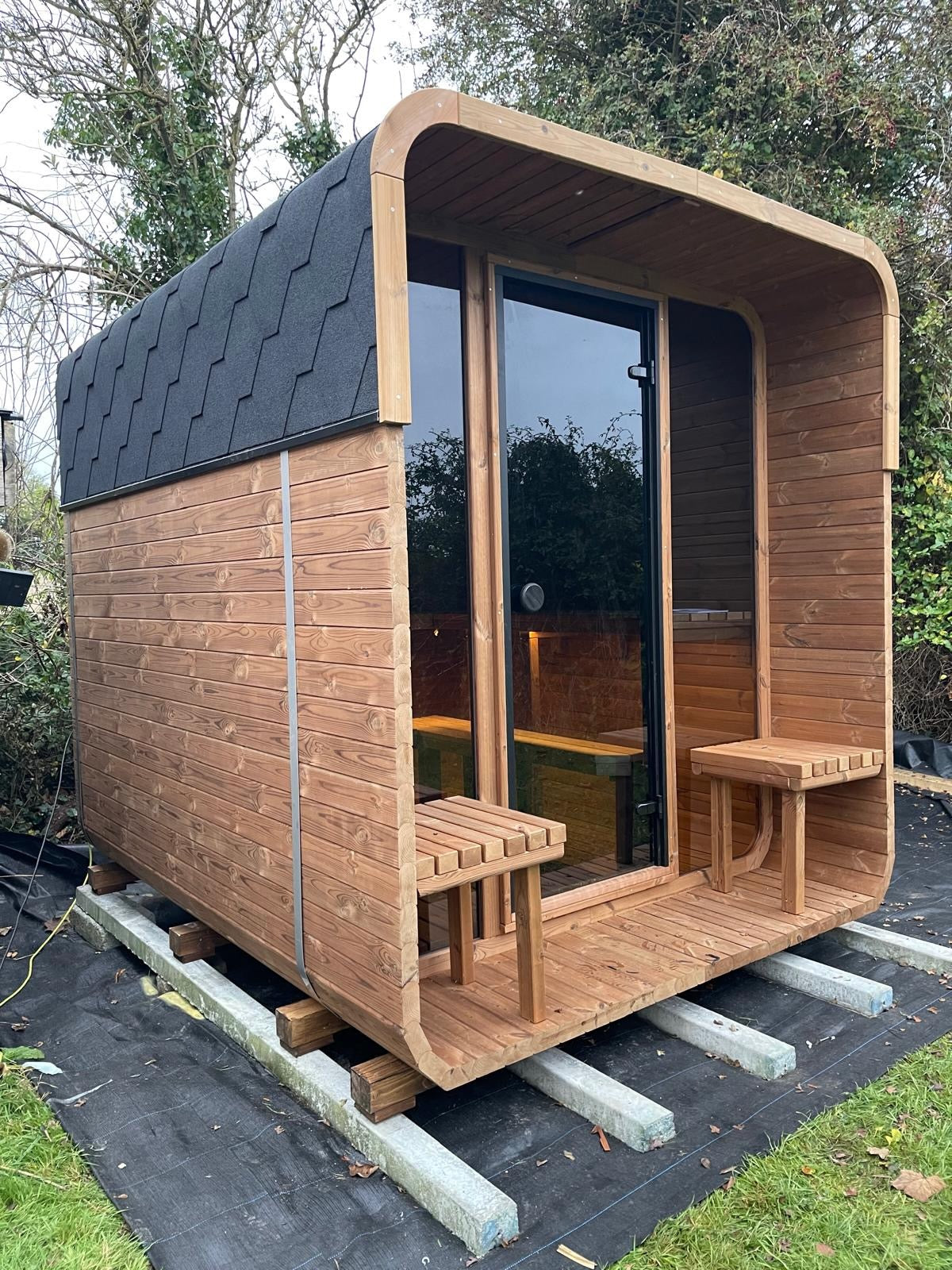 Square Sauna 2.2m x 2.0m x 2.2m With Terrace ELECTRIC