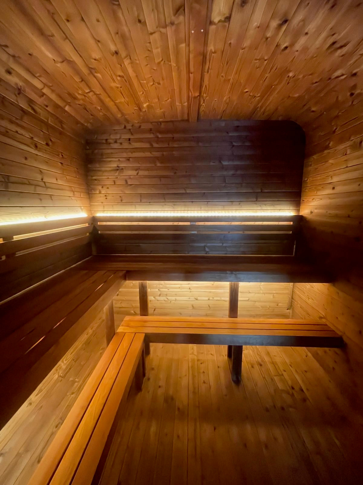 Square Sauna 2.2m x 2.0m x 2.2m With Terrace ELECTRIC